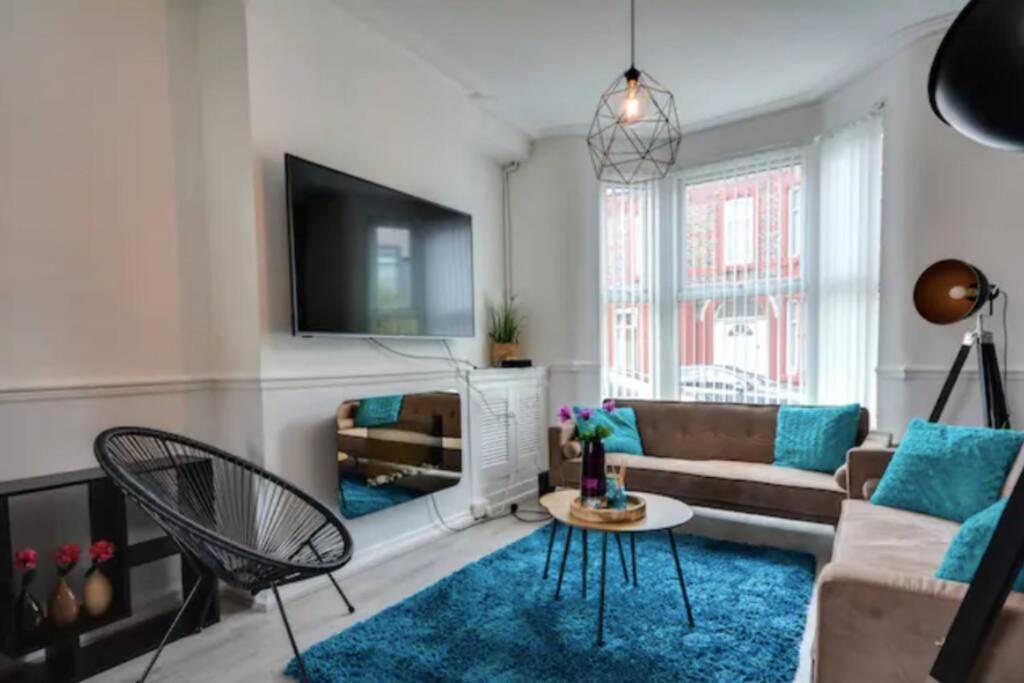 Antonio Str Liverpool 6 Beds Dış mekan fotoğraf