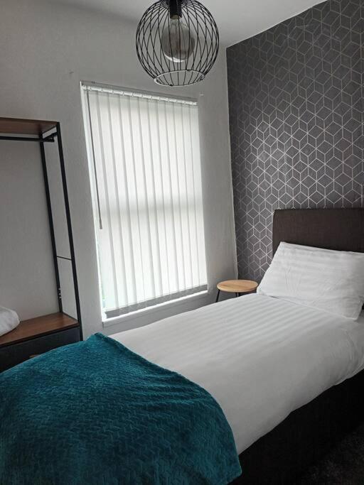 Antonio Str Liverpool 6 Beds Dış mekan fotoğraf